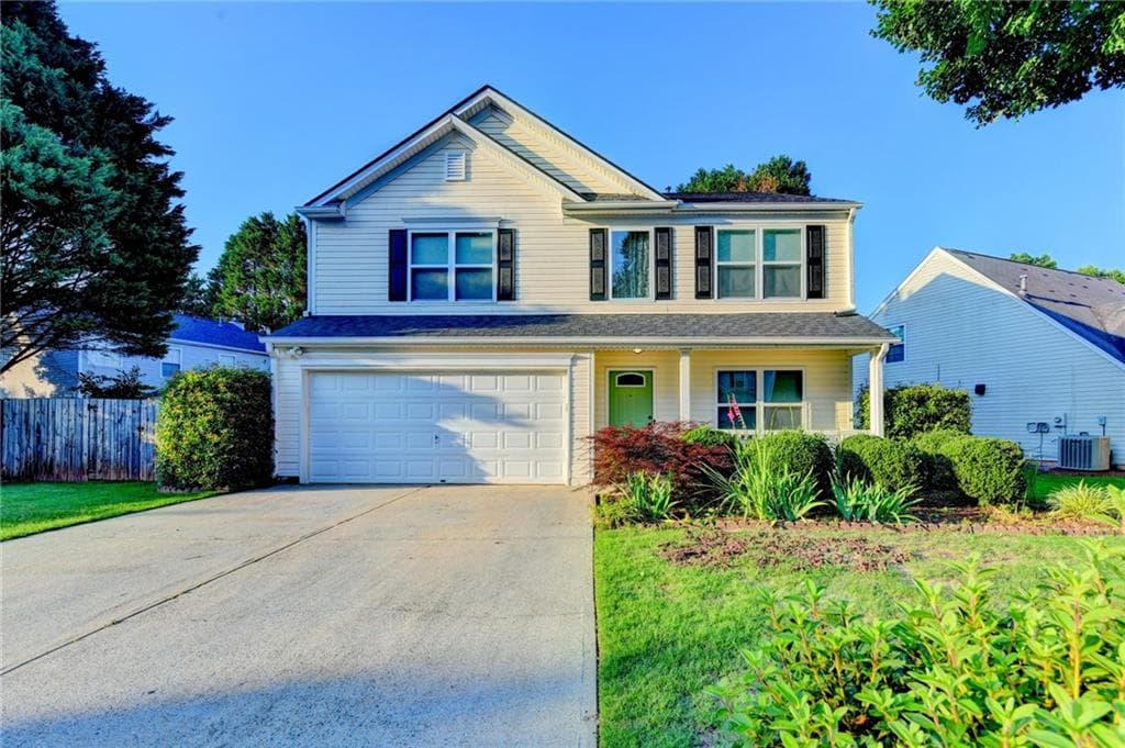 577 Ives Circle, Lilburn, GA 30047 — most recent listing photo
