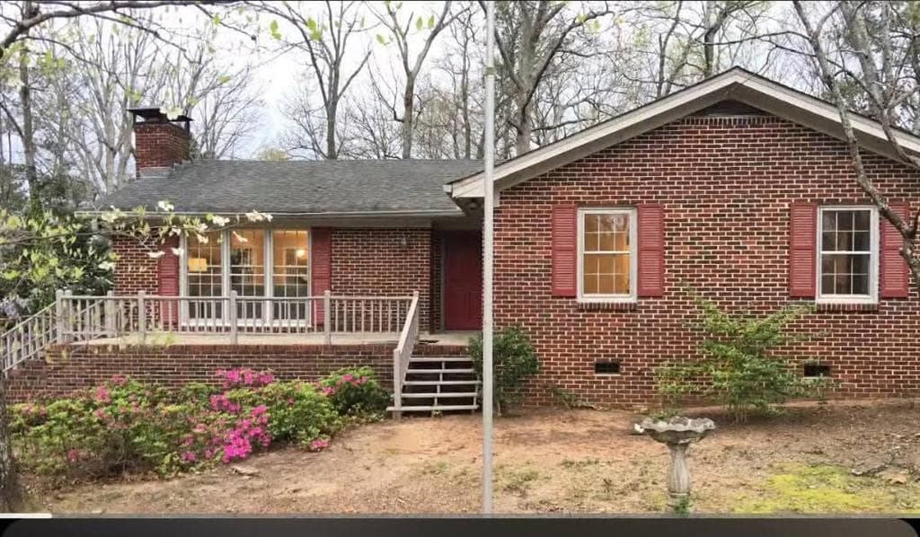 3 bedroom, 2 bathroom, 2,261 sq ft single family residence sold at 493 BALFOUR DRIVE, Decatur, GA 30032