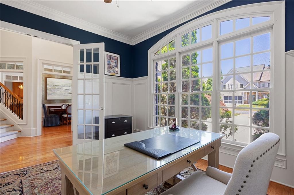 6 bedroom, 6 bathroom, 5,511 sq ft single family residence under contract at 3066 Haynes Trail, Alpharetta, GA 30022 — photo 8
