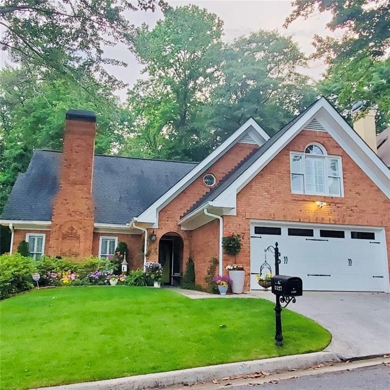 3 bedroom, 3 bathroom, 2,638 sq ft single family residence sold at 1127 Druid Lake, Decatur, GA 30033