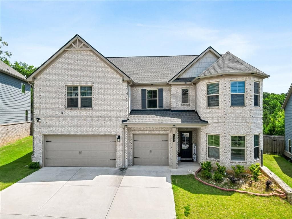5 bedroom, 4 bathroom, 3,862 sq ft single family residence for sale at 4836 Sultana Way, Atlanta, GA 30331 — photo 2