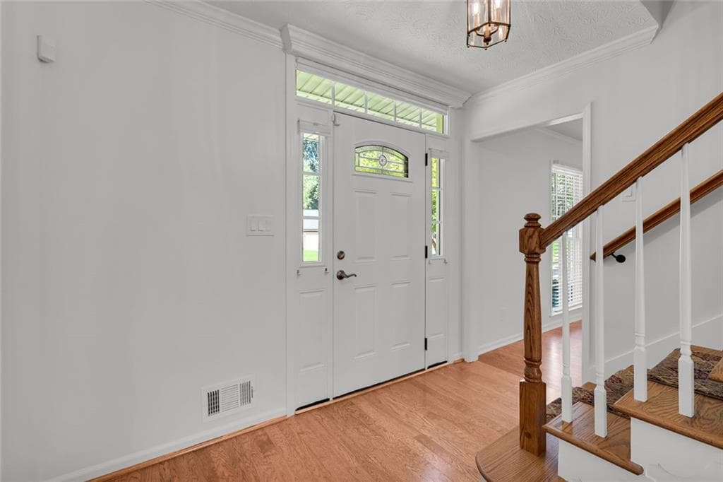 3 bedroom, 3 bathroom, 2,648 sq ft single family residence under contract at 167 Knollwood Drive, Marietta, GA 30064 — photo 4