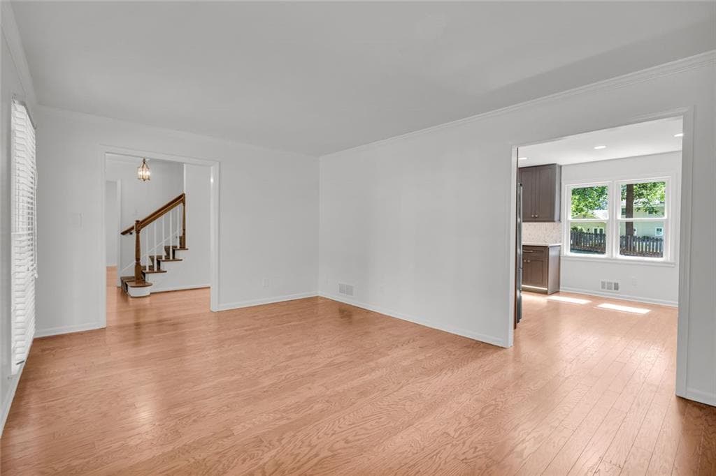 3 bedroom, 3 bathroom, 2,648 sq ft single family residence under contract at 167 Knollwood Drive, Marietta, GA 30064 — photo 8