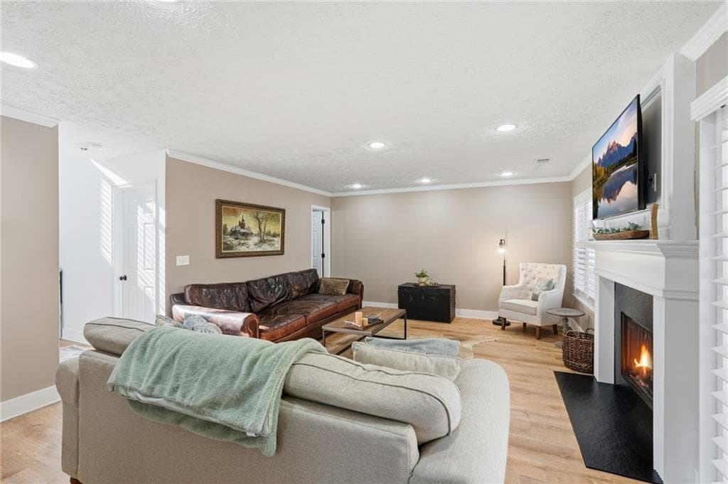 4 bedroom, 3 bathroom, 1,974 sq ft single family residence for sale at 1230 Skipping Rock Lane, Grayson, GA 30017 — photo 5