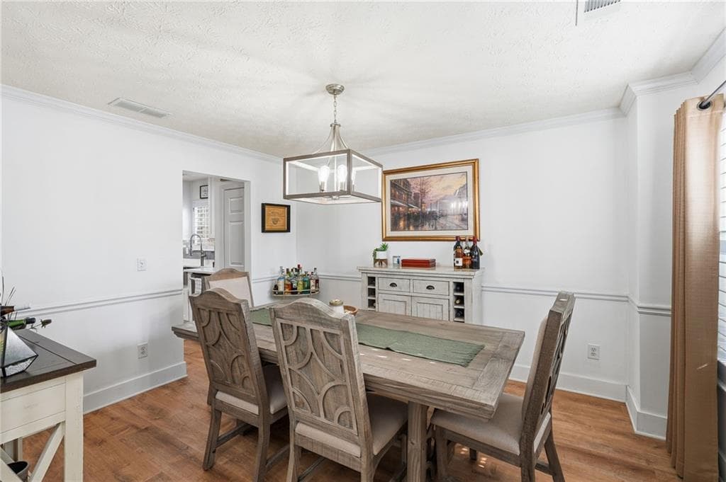 4 bedroom, 3 bathroom, 1,974 sq ft single family residence for sale at 1230 Skipping Rock Lane, Grayson, GA 30017 — photo 9