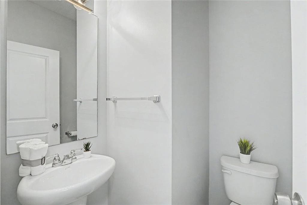 4 bedroom, 3 bathroom, 6,970 sq ft single family residence for sale at 311 Merigold Way, Pendergrass, GA 30567 — photo 8