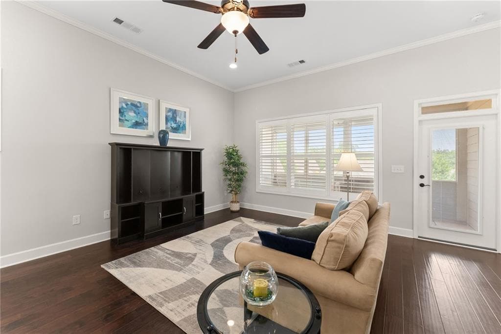 3 bedroom, 3 bathroom, 2,482 sq ft single family residence for sale at 3913 Great Pine Drive, Gainesville, GA 30504 — photo 8
