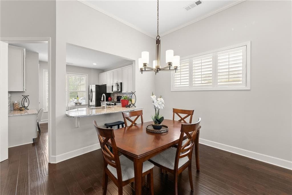 3 bedroom, 3 bathroom, 2,482 sq ft single family residence for sale at 3913 Great Pine Drive, Gainesville, GA 30504 — photo 9