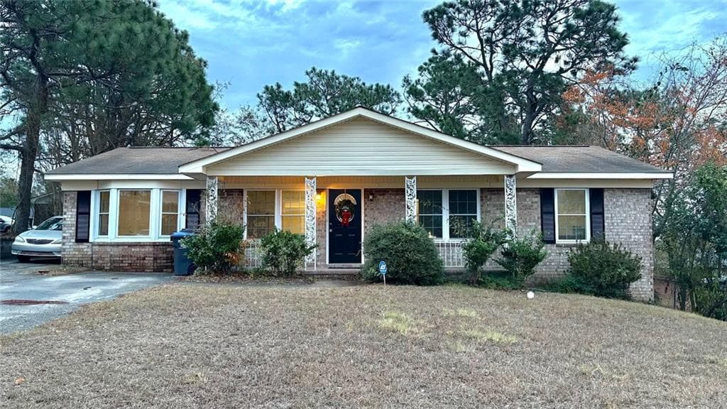 3 bedroom, 2 bathroom, 1,965 sq ft single family residence for sale at 3404 Kensington Drive, Augusta, GA 30906