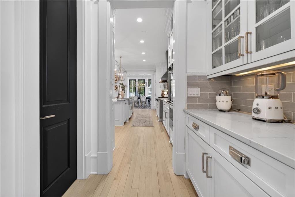6 bedroom, 6 bathroom, 6,555 sq ft single family residence for sale at 1812 Wellbourne Drive, Atlanta, GA 30324 — photo 10