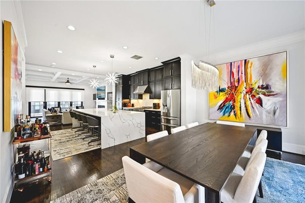 5 bedroom, 4 bathroom, 3,046 sq ft townhouse for sale at 1108 Briar Cove Circle, Atlanta, GA 30329 — photo 5