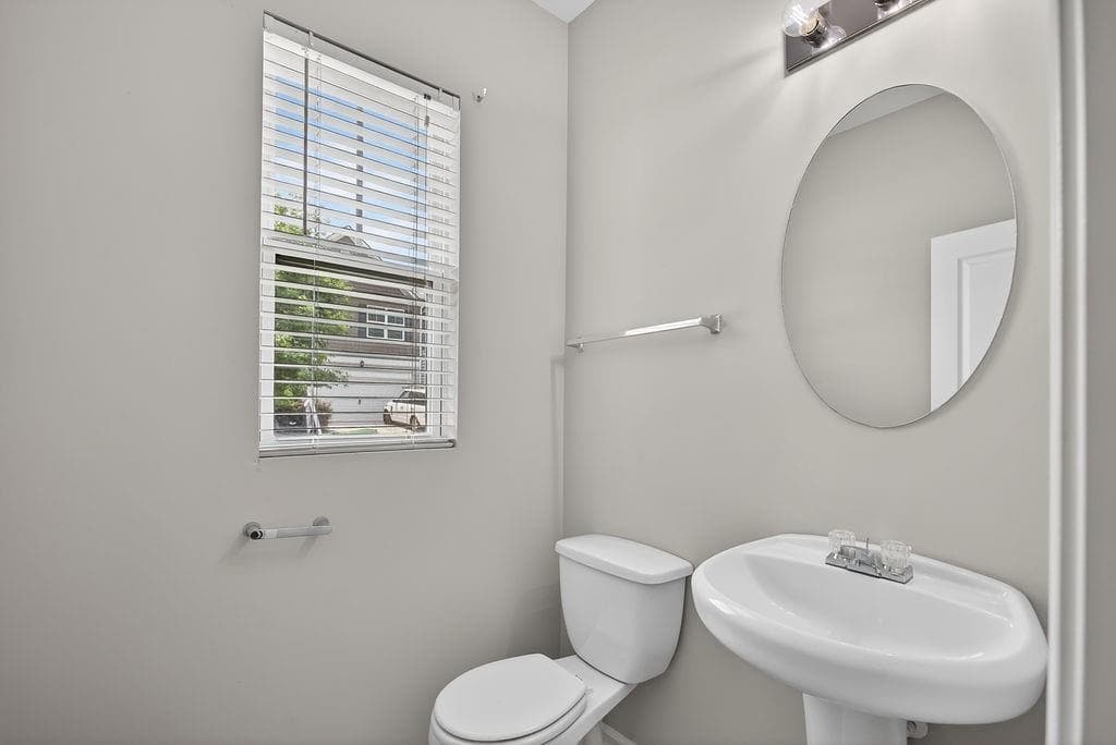 3 bedroom, 3 bathroom, 1,706 sq ft condominium for sale at 1505 Ashbrooke Trace, Stone Mountain, GA 30083 — photo 10