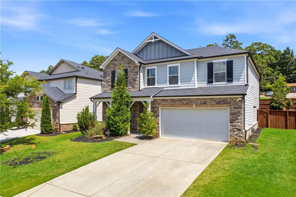 5 bedroom, 3 bathroom, 2,893 sq ft single family residence for rent at 1900 Azure Grove Court, Marietta, GA 30008 for $3,400 a month — photo 3