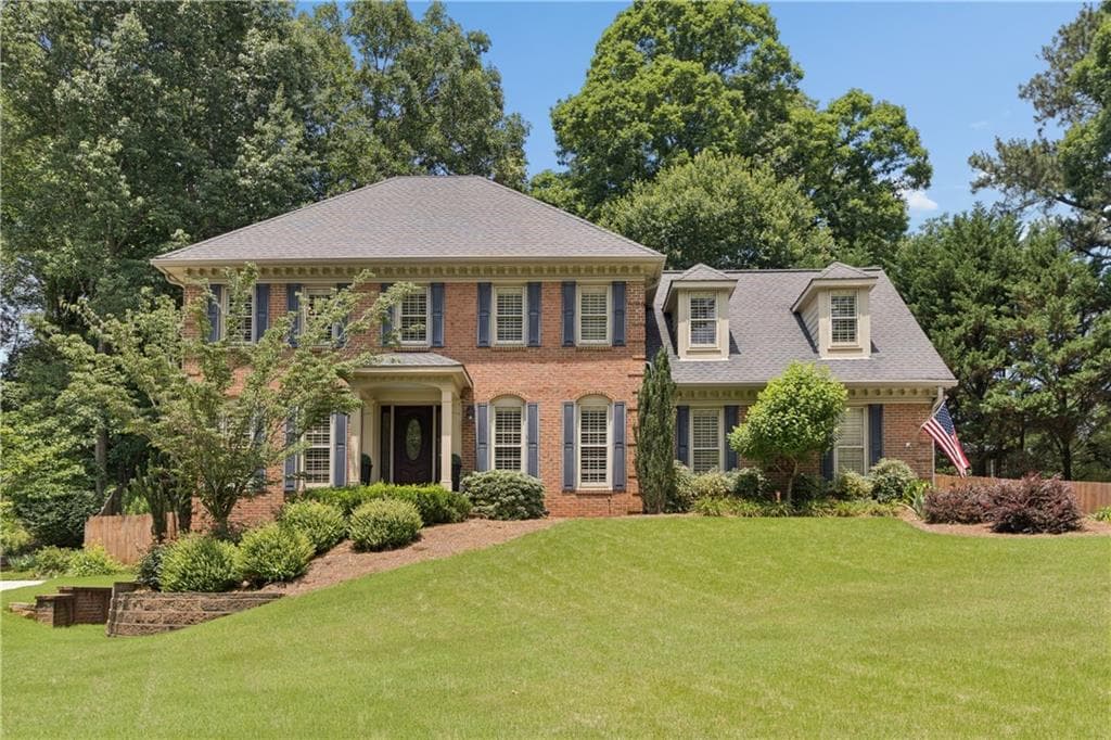 4 bedroom, 4 bathroom, 2,633 sq ft single family residence sold at 3069 Four Oaks Drive, Dunwoody, GA 30360