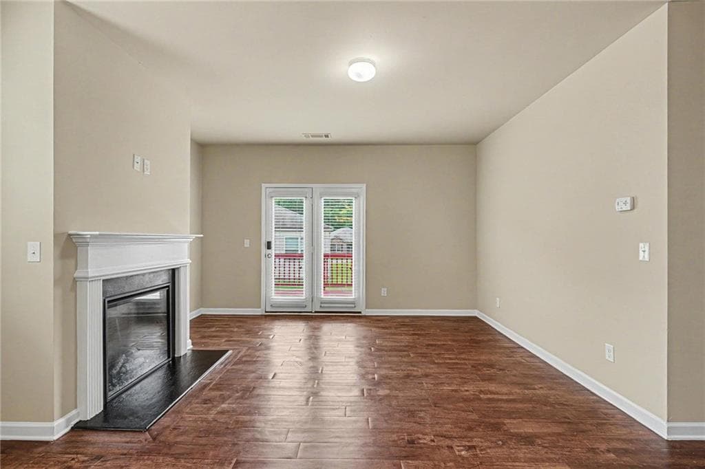5 bedroom, 3 bathroom, 2,446 sq ft single family residence under contract at 1965 Osprey Drive, Hampton, GA 30228 — photo 8