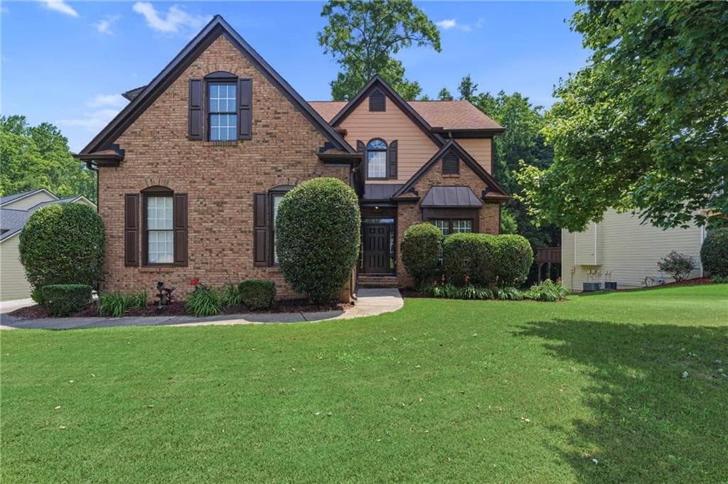 5 bedroom, 3 bathroom, 2,826 sq ft single family residence for sale at 2753 Blue Moon Drive, Buford, GA 30519 — photo 6