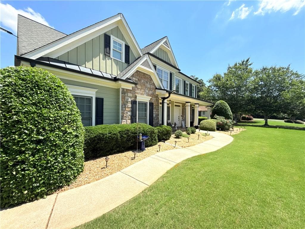 5 bedroom, 3 bathroom, 2,694 sq ft single family residence for sale at 2285 Heritage Green Court, Marietta, GA 30064 — photo 5