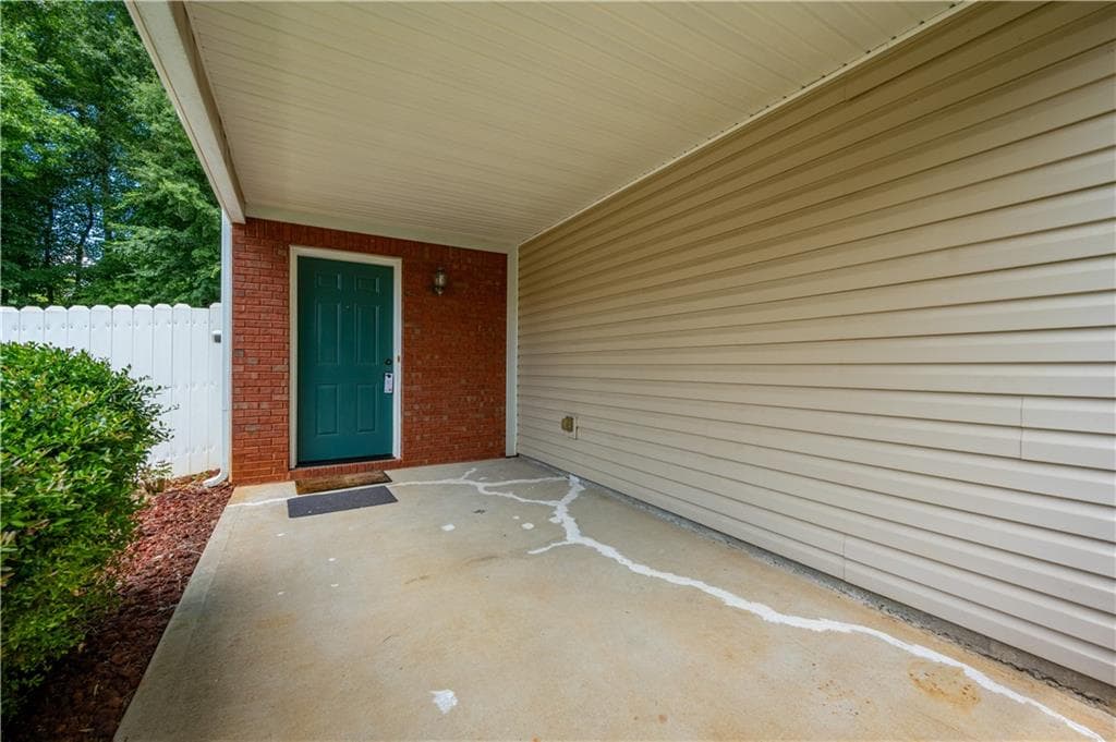 3 bedroom, 3 bathroom, 1,578 sq ft single family residence for sale at 3144 Justice Mill Court, Kennesaw, GA 30144 — photo 5