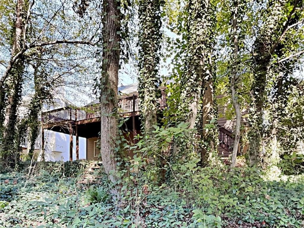 4 bedroom, 4 bathroom, 2,600 sq ft single family residence for sale at 665 Ashley Laine Walk, Lawrenceville, GA 30043 — photo 2