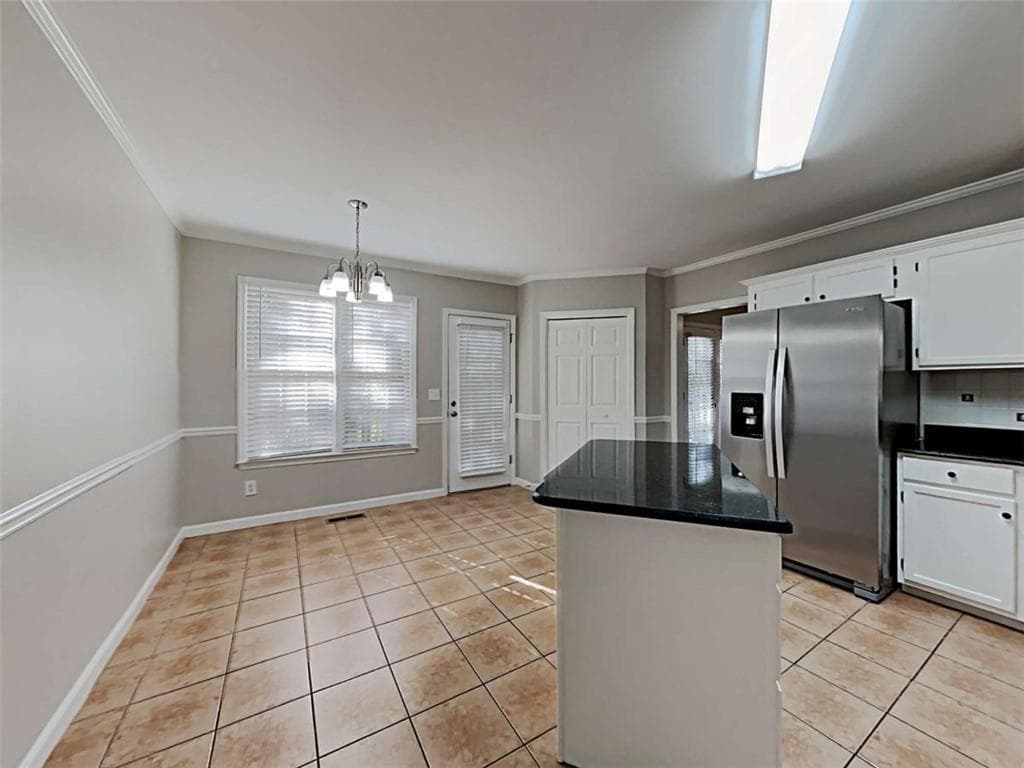 4 bedroom, 4 bathroom, 2,600 sq ft single family residence for sale at 665 Ashley Laine Walk, Lawrenceville, GA 30043 — photo 7