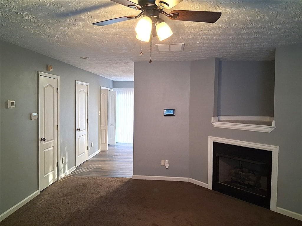 2 bedroom, 3 bathroom, 1,188 sq ft townhouse for sale at 3124 Fields Drive, Lithonia, GA 30038 — photo 4