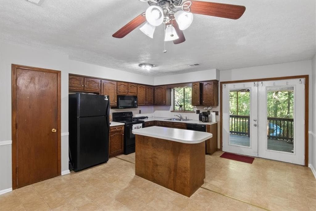 3 bedroom, 2 bathroom, 1,365 sq ft single family residence for sale at 6932 Buckeye Way, Columbus, GA 31904 — photo 7