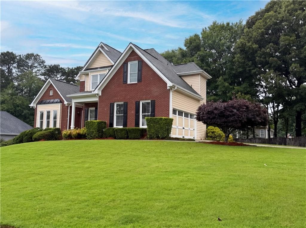 4 bedroom, 4 bathroom, 2,305 sq ft single family residence for sale at 909 Mendenhall Way, Grayson, GA 30017 — photo 3