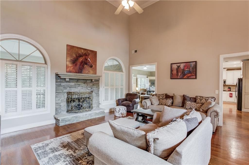 4 bedroom, 4 bathroom, 3,283 sq ft single family residence under contract at 2453 Democracy Drive, Buford, GA 30519 — photo 8