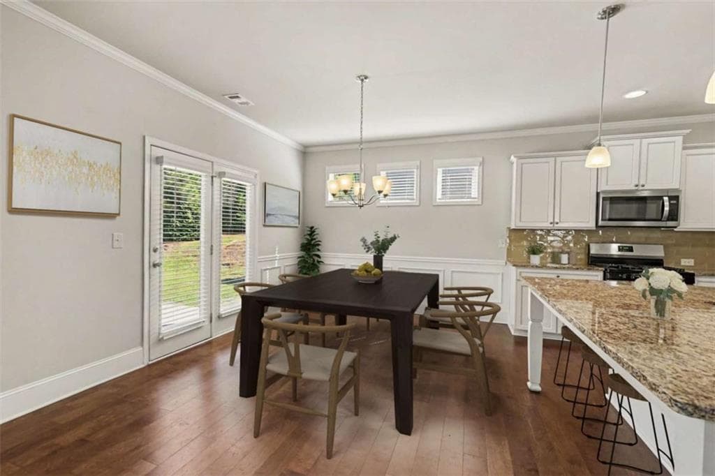 4 bedroom, 3 bathroom, 1,927 sq ft single family residence for sale at 6536 Crosscreek Lane, Flowery Branch, GA 30542 — photo 9