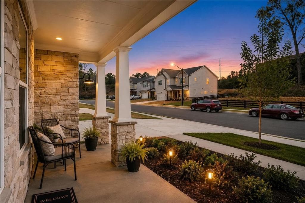 5 bedroom, 4 bathroom, 3,142 sq ft single family residence under contract at 776 Clifftop Crossing, Powder Springs, GA 30127 — photo 6