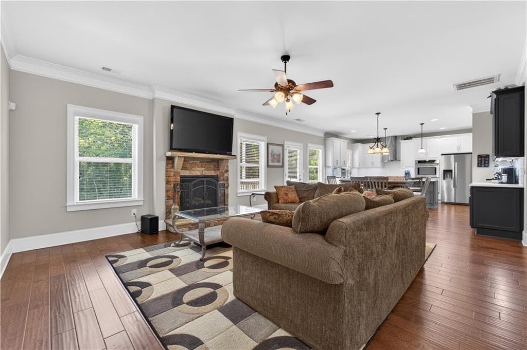 7 bedroom, 4 bathroom, 4,210 sq ft single family residence for sale at 2098 Harmony Drive, Canton, GA 30115 — photo 9
