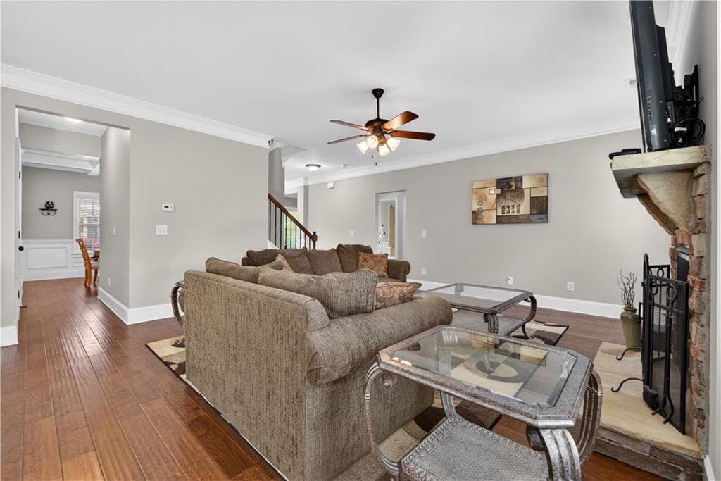 7 bedroom, 4 bathroom, 4,210 sq ft single family residence for sale at 2098 Harmony Drive, Canton, GA 30115 — photo 10