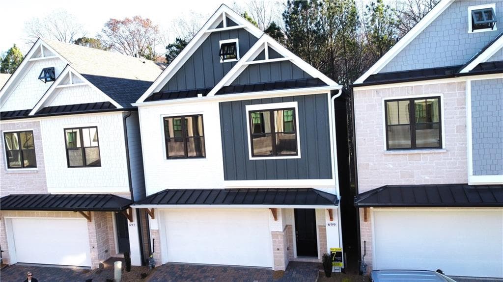 3 bedroom, 3 bathroom, 2,024 sq ft single family residence for rent at 699 Stickley Oak Way, Woodstock, GA 30189 for $3,300 a month — photo 1 of 21