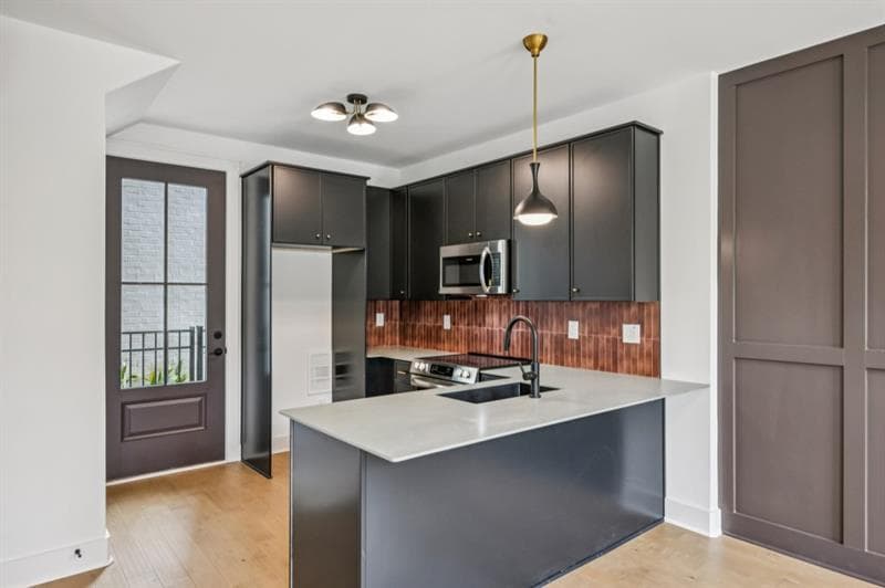 1 bedroom, 2 bathroom, 1,056 sq ft townhouse for sale at 1160 Boulevard 7, Atlanta, GA 30312 — photo 9