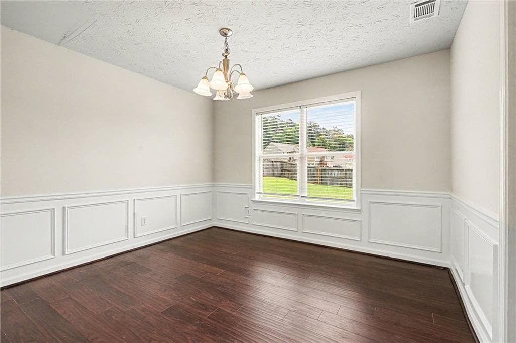 4 bedroom, 3 bathroom, 2,077 sq ft single family residence for sale at 113 Lighthouse Way, Winder, GA 30680 — photo 9