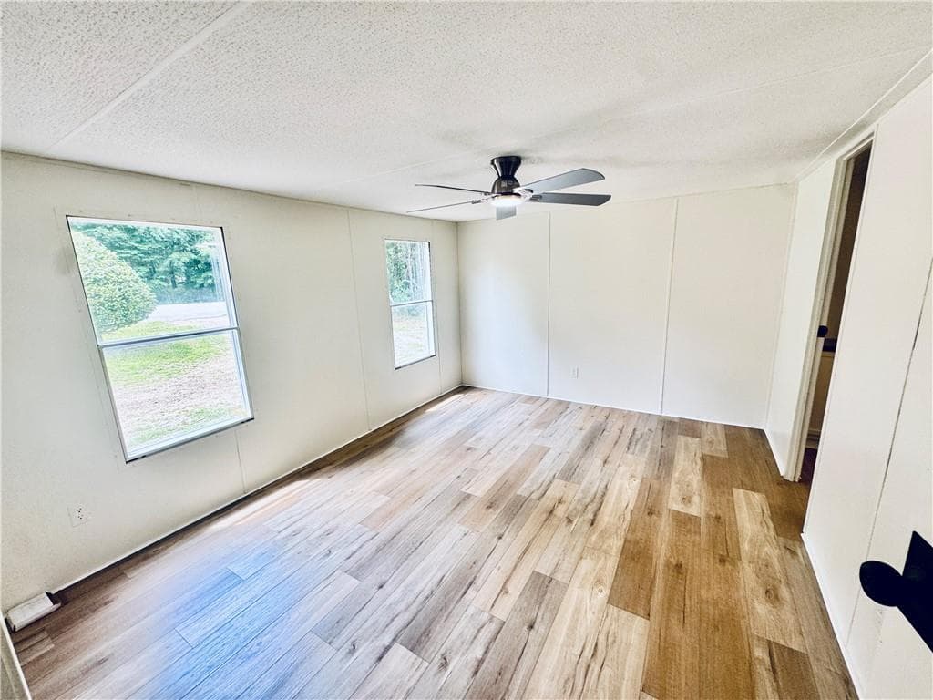 3 bedroom, 2 bathroom, 960 sq ft single family residence for sale at 713 Woods Road, Tunnel Hill, GA 30755 — photo 8