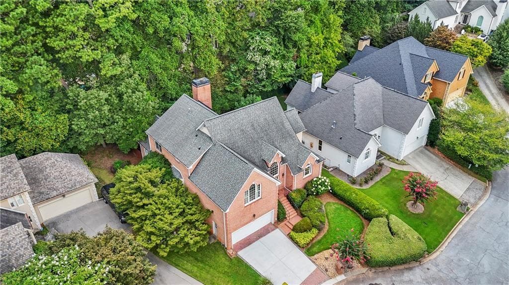 4 bedroom, 3 bathroom, 2,768 sq ft single family residence for sale at 1696 Harts Run, Atlanta, GA 30341 — photo 4
