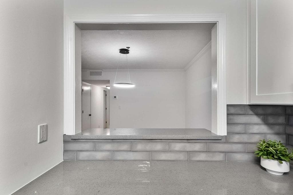 2 bedroom, 1 bathroom, 1,123 sq ft condominium for sale at 1603 Cumberland Court, Smyrna, GA 30080 — photo 9