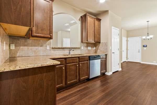 4 bedroom, 3 bathroom, 2,302 sq ft single family residence for rent at 3920 LAKE MANOR Way, Atlanta, GA 30349 for $2,479 a month — photo 6
