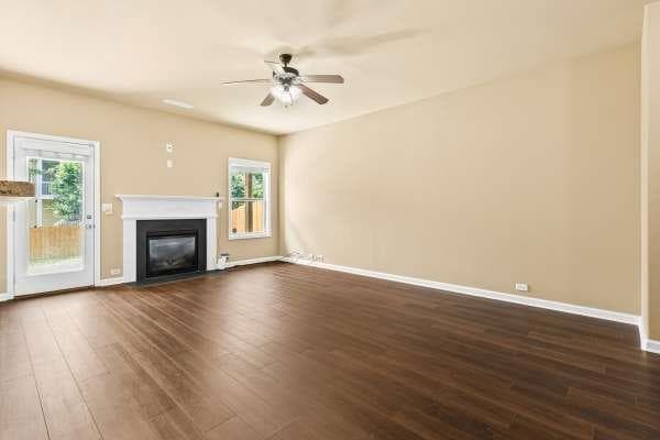 4 bedroom, 3 bathroom, 2,302 sq ft single family residence for rent at 3920 LAKE MANOR Way, Atlanta, GA 30349 for $2,479 a month — photo 10