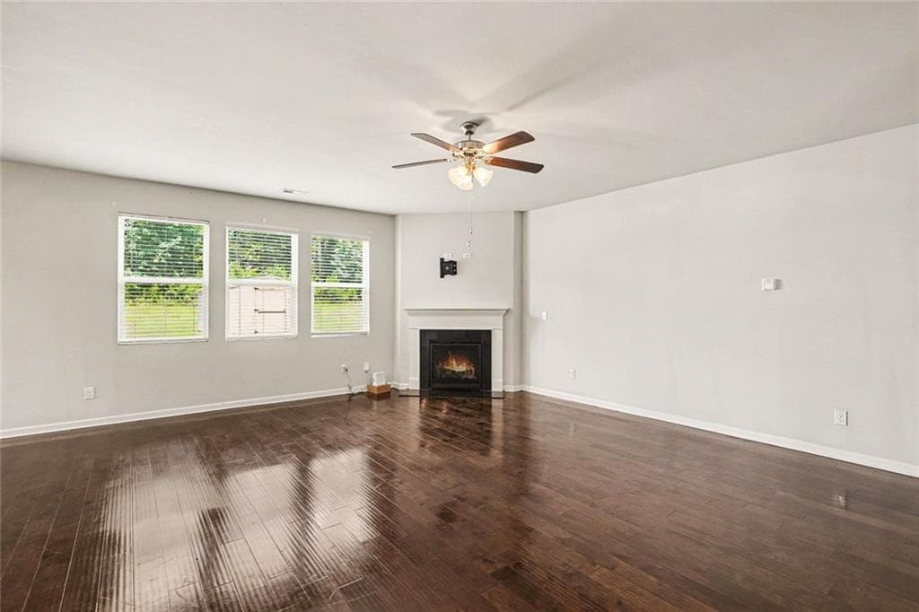 5 bedroom, 4 bathroom, 3,678 sq ft single family residence for sale at 8084 Louis Drive, Locust Grove, GA 30248 — photo 6
