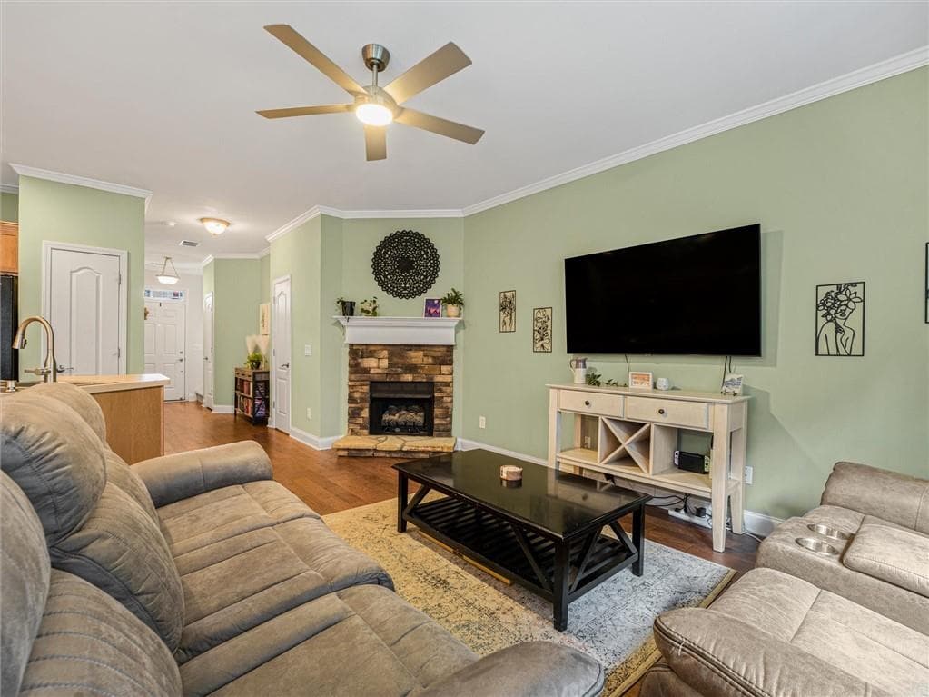 3 bedroom, 3 bathroom, 1,585 sq ft townhouse for sale at 127 Linton Drive, Acworth, GA 30102 — photo 10