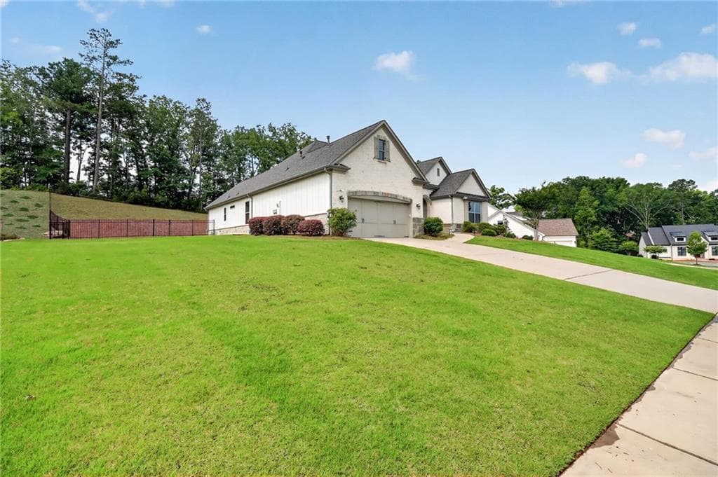 3 bedroom, 3 bathroom, 3,080 sq ft single family residence under contract at 52 Vandiver Court, Acworth, GA 30101 — photo 4