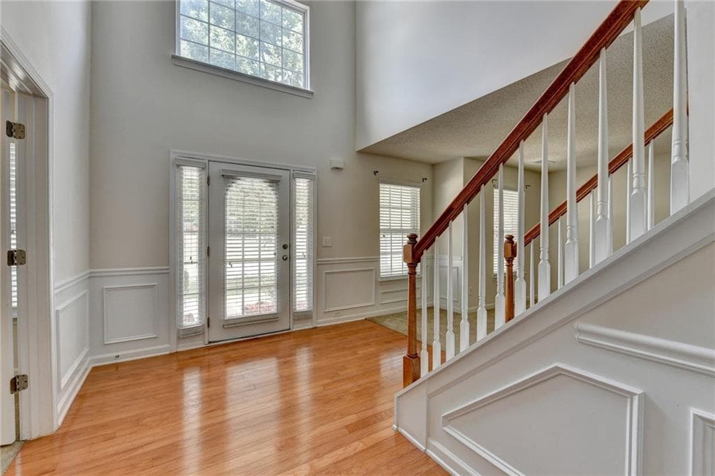 6 bedroom, 3 bathroom, 3,904 sq ft single family residence for sale at 5187 Miller Woods Trail, Decatur, GA 30035 — photo 8