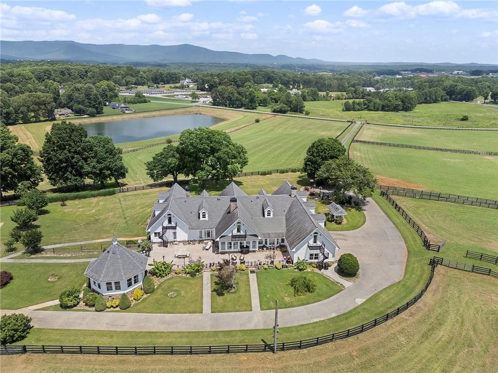 8 bedroom, 7 bathroom, 11,247 sq ft single family residence for sale at 1904 Philadelphia Road, Jasper, GA 30143 — photo 4