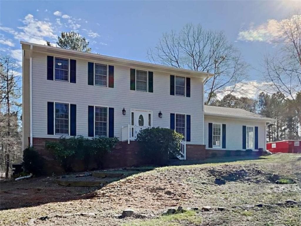 2 bedroom, 4 bathroom, 2,300 sq ft single family residence under contract at 185 Deer Forest Road, Fayetteville, GA 30214