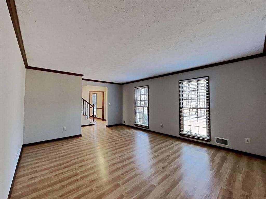 2 bedroom, 4 bathroom, 2,300 sq ft single family residence under contract at 185 Deer Forest Road, Fayetteville, GA 30214 — photo 10