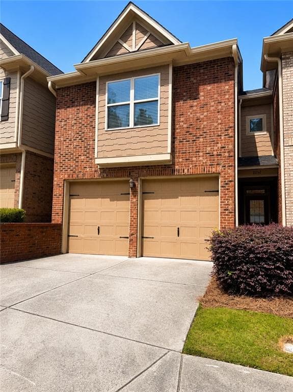 2252 Oakland Downs Way, Lawrenceville, GA 30044 — most recent listing photo