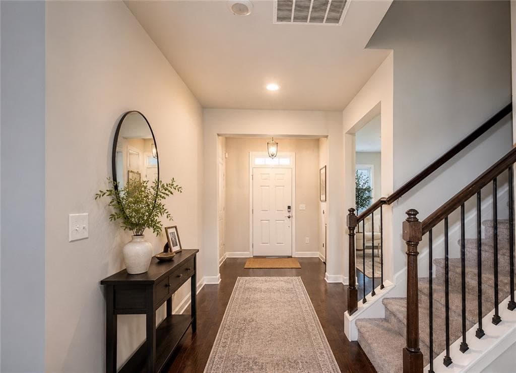 5 bedroom, 4 bathroom, 3,678 sq ft single family residence for sale at 8084 Louis Drive, Locust Grove, GA 30248 — photo 4