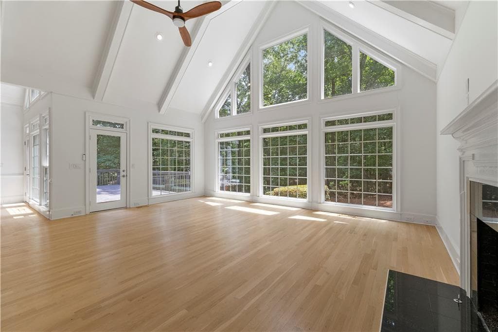 5 bedroom, 4 bathroom, 4,432 sq ft single family residence for sale at 8965 Laurel Way, Johns Creek, GA 30022 — photo 8